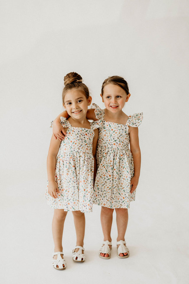 Girl’s White Christmas Print Flutter Sleeve Dress