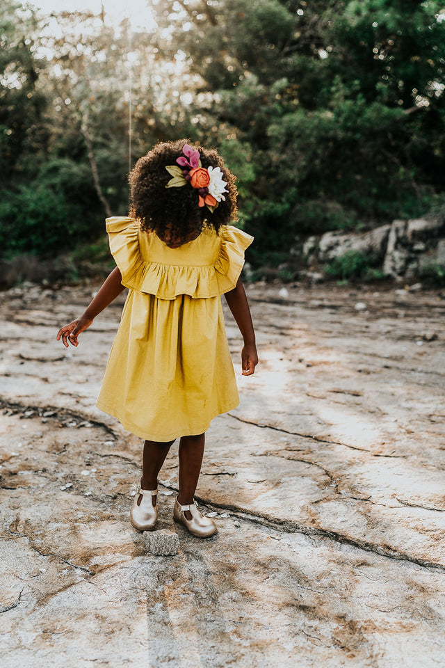 little girls yellow ruffle collar dress