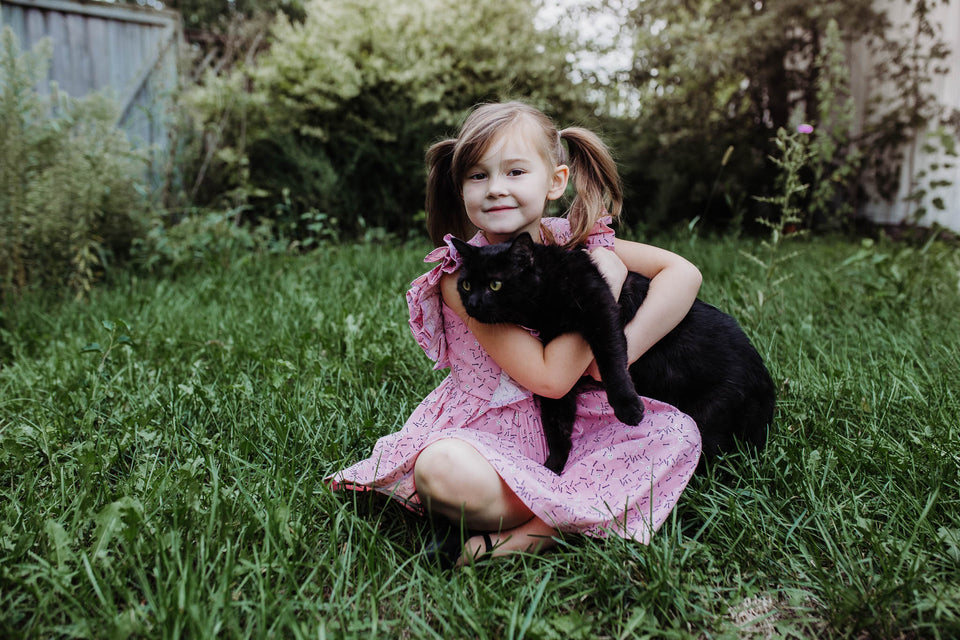 little girl's halloween dress